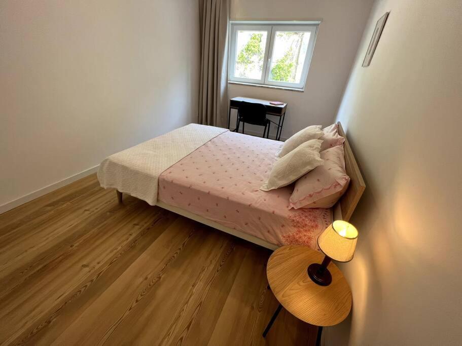 Ambiente Moderno Com Bom Gosto Apartment Coimbra Bagian luar foto