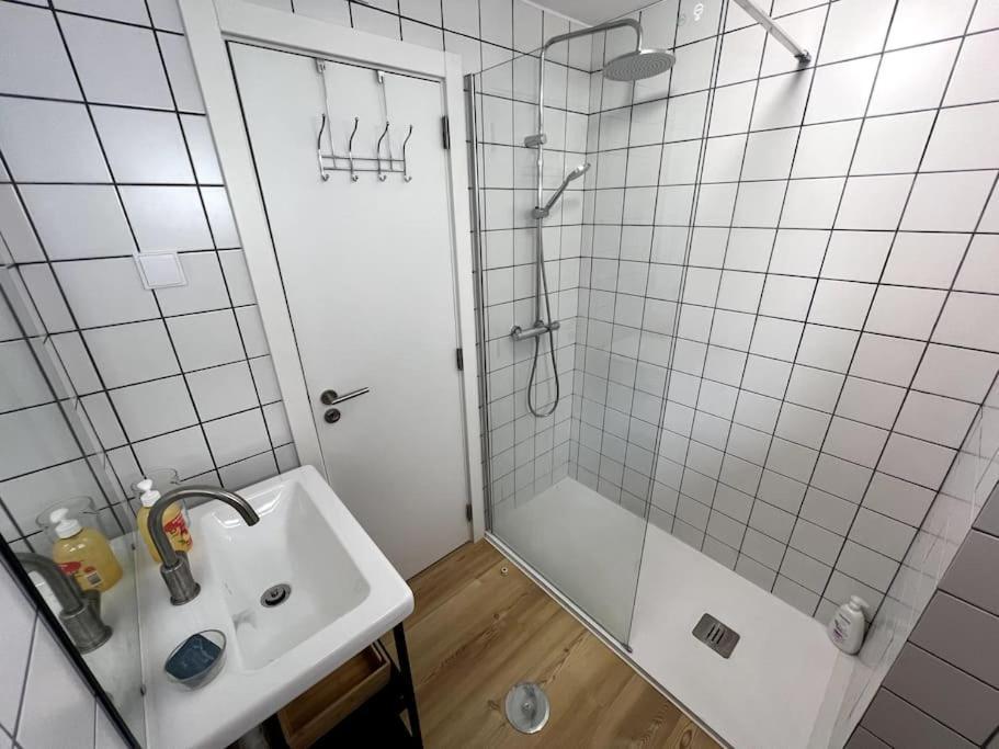 Ambiente Moderno Com Bom Gosto Apartment Coimbra Bagian luar foto